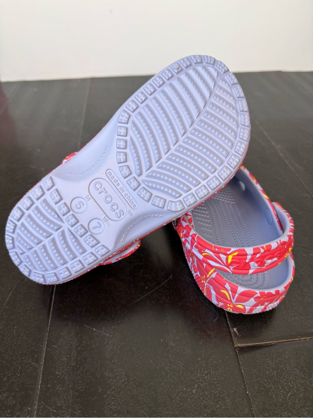 NWOT CROCS Classic Island Floral Clogs - Red and Light Blue - Picture 4 of 5